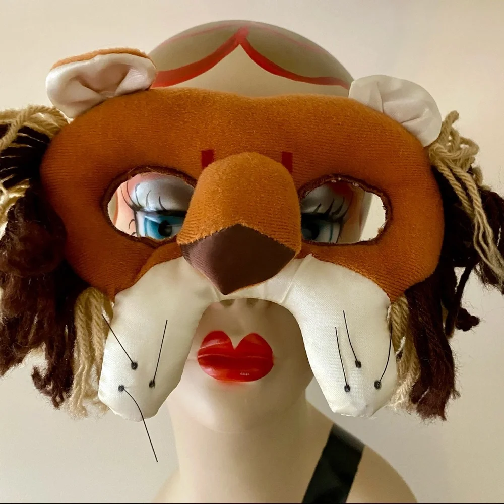Vintage handmade child’s lion mask Halloween cute